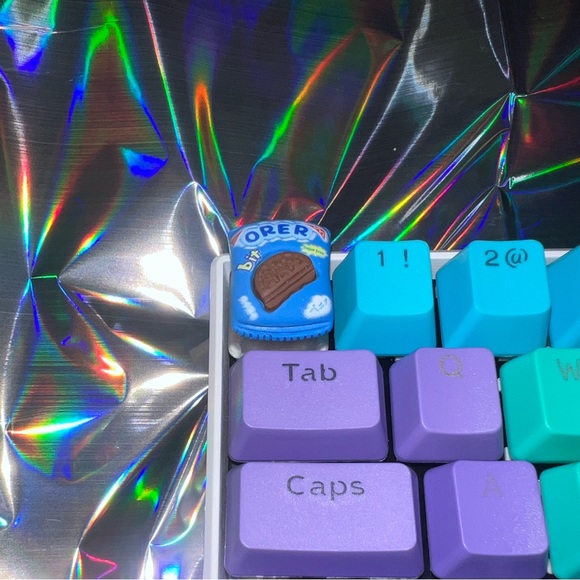 “Oreo” Custom Keycap - Picture 2 of 7